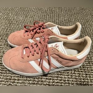 Adidas Gazelle Sneakers